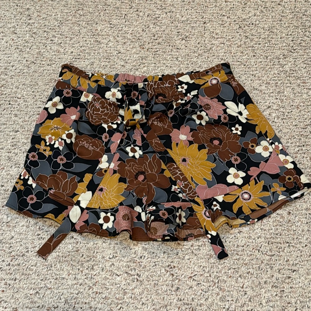 DR2 floral shorts - Size XL